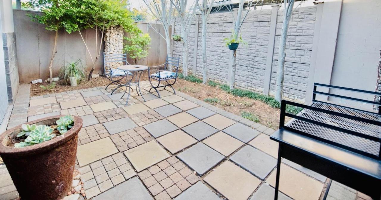 בלומפונטייין Cottonwood Guesthouse Oasis מראה חיצוני תמונה