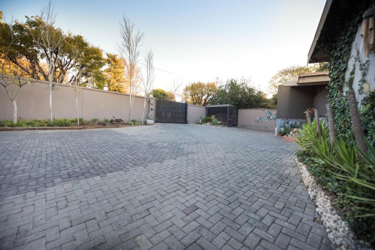בלומפונטייין Cottonwood Guesthouse Oasis מראה חיצוני תמונה