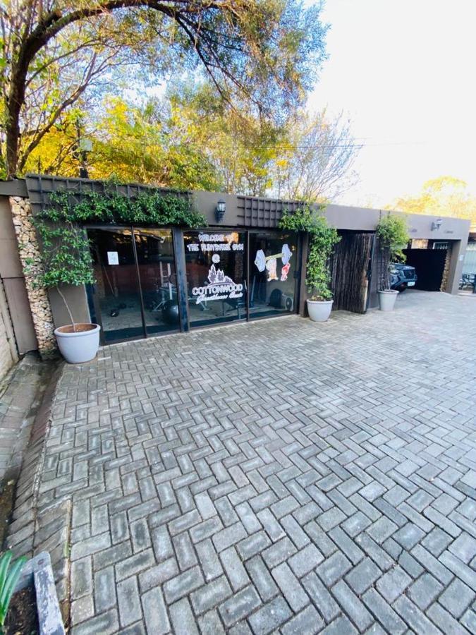 בלומפונטייין Cottonwood Guesthouse Oasis מראה חיצוני תמונה